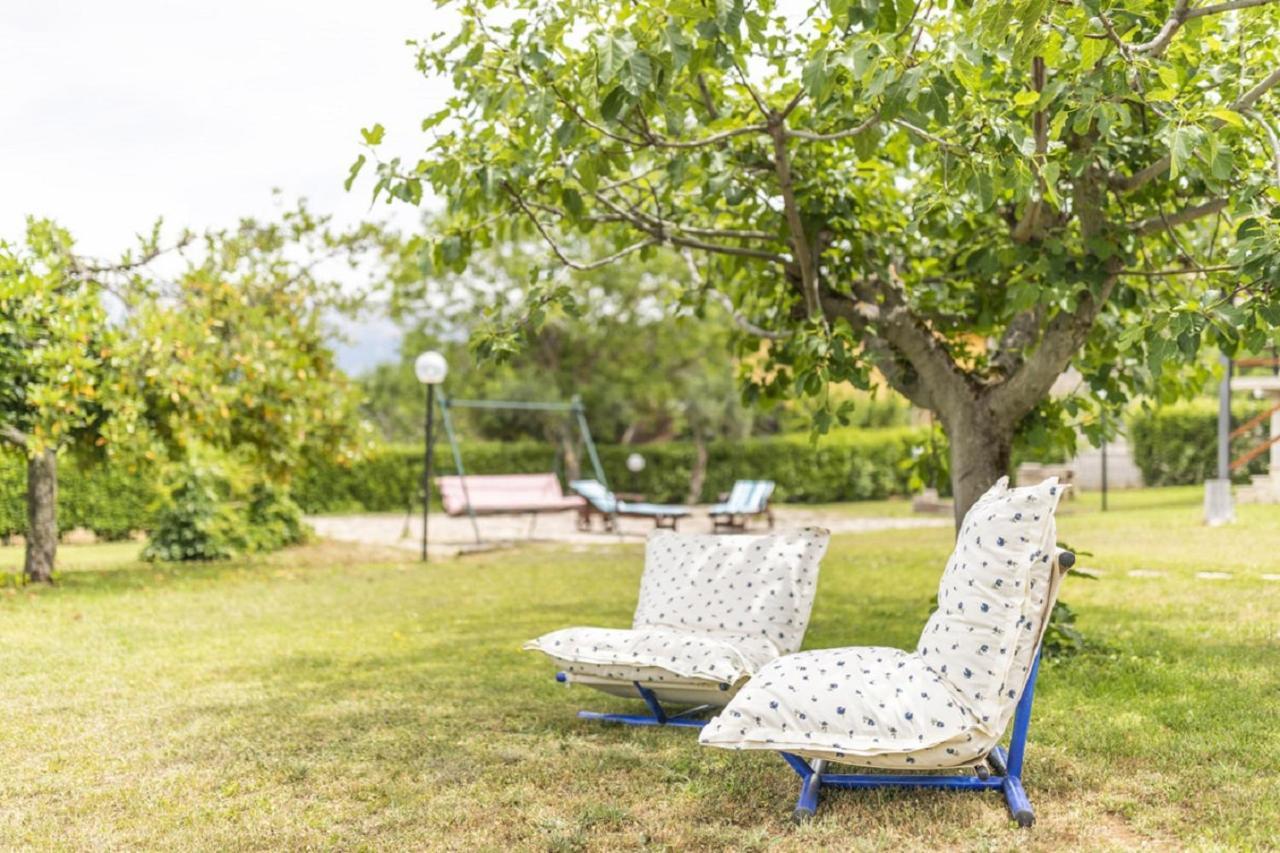 Il Ciavattone Bed And Bike Bed & Breakfast Sulmona Bagian luar foto