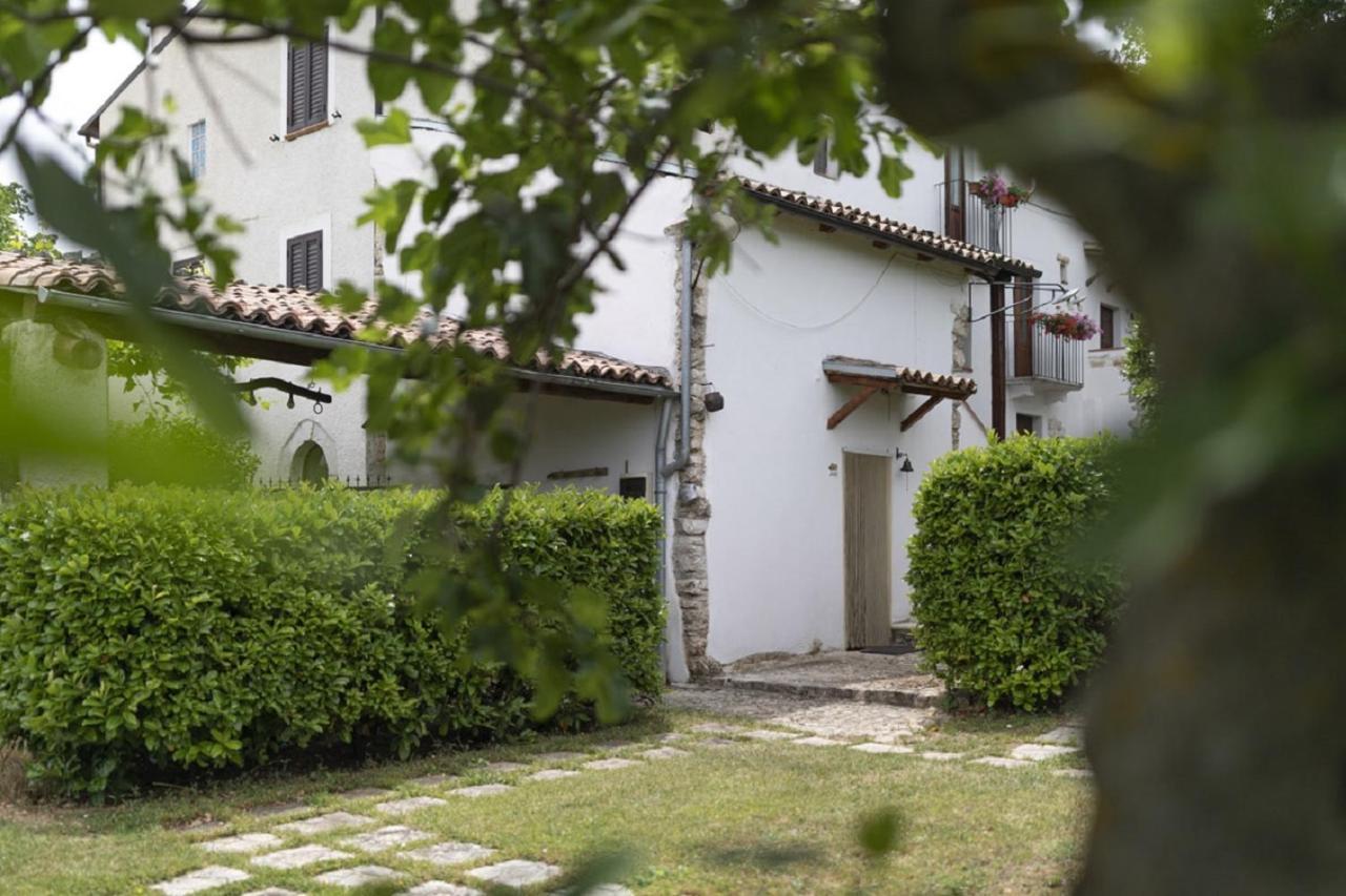 Il Ciavattone Bed And Bike Bed & Breakfast Sulmona Bagian luar foto