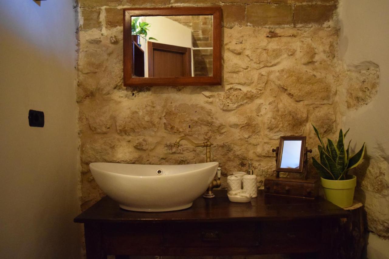 Il Ciavattone Bed And Bike Bed & Breakfast Sulmona Bagian luar foto